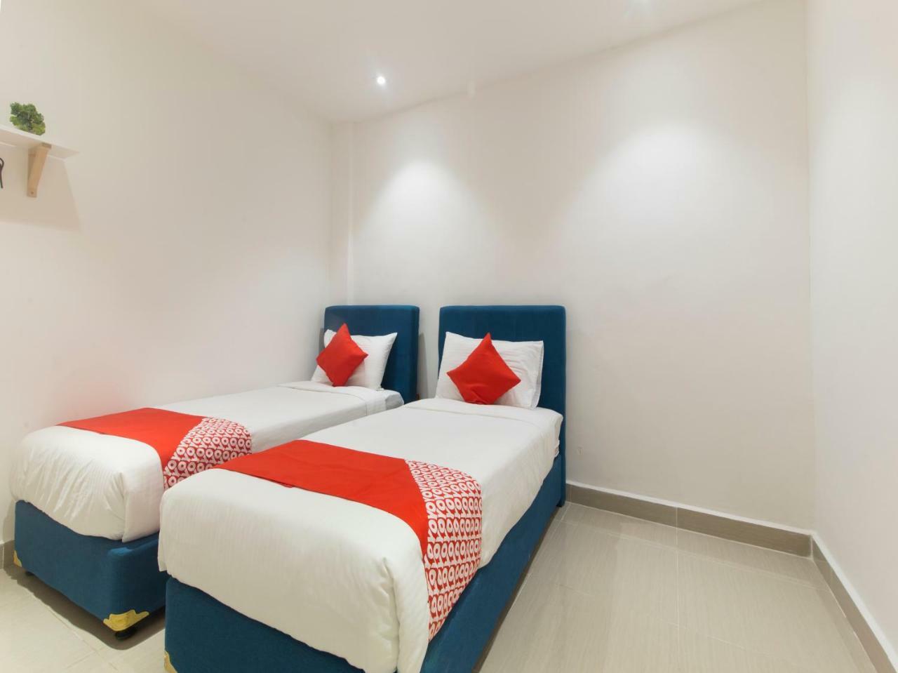 Oyo 90121 Summer House Bed & Cafe กัวลาลัมเปอร์ ภายนอก รูปภาพ